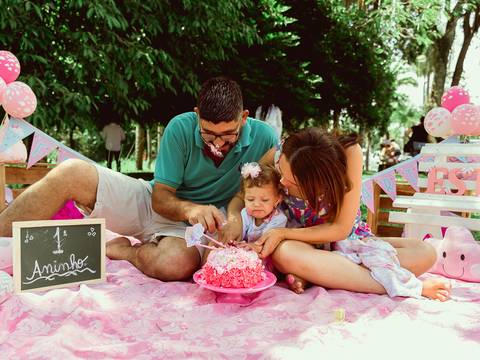 Smash The Cake Esther 1 Ano Ensaio Fotográfico Realizado Hotel Bela Vista VoltaRedonda - RJ'