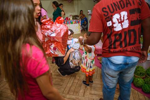Aniversário Infantil de 1 ano Helena Evento Realizado em Barra Mansa - RJ Cris Caramelada Festa Barra Mansa - RJ'