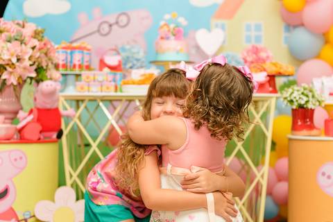 Aniversário Infantil  Laura 2 Anos  Evento Realizado CARAMELADA FESTA EM CASA BARRA MANSA - RJ'