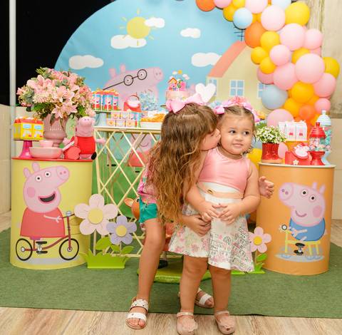 Aniversário Infantil  Laura 2 Anos  Evento Realizado CARAMELADA FESTA EM CASA BARRA MANSA - RJ'