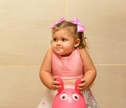 Aniversário Infantil  Laura 2 Anos  Evento Realizado CARAMELADA FESTA EM CASA BARRA MANSA - RJ'