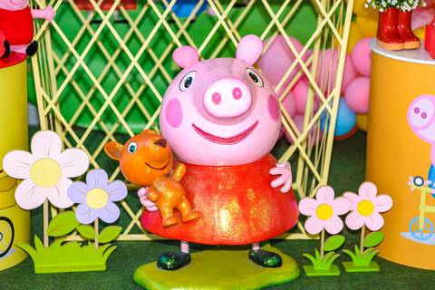 Aniversário Infantil  Laura 2 Anos  Evento Realizado CARAMELADA FESTA EM CASA BARRA MANSA - RJ'