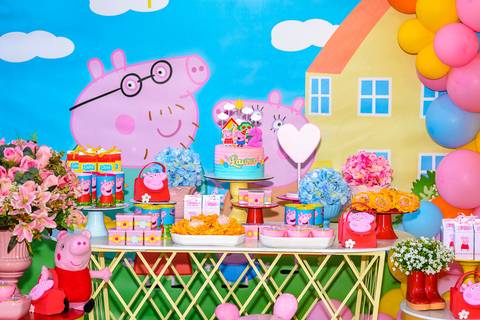 Aniversário Infantil  Laura 2 Anos  Evento Realizado CARAMELADA FESTA EM CASA BARRA MANSA - RJ'