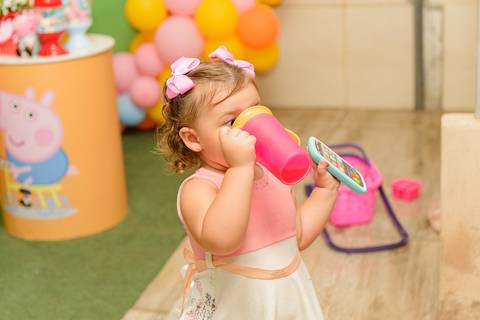 Aniversário Infantil  Laura 2 Anos  Evento Realizado CARAMELADA FESTA EM CASA BARRA MANSA - RJ'