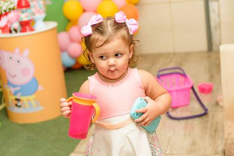 Aniversário Infantil  Laura 2 Anos  Evento Realizado CARAMELADA FESTA EM CASA BARRA MANSA - RJ'