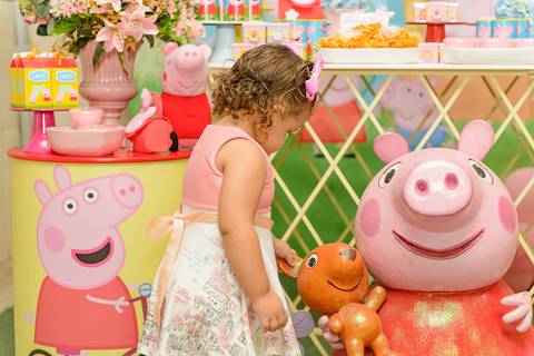 Aniversário Infantil  Laura 2 Anos  Evento Realizado CARAMELADA FESTA EM CASA BARRA MANSA - RJ'