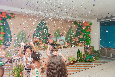 Aniversario infantil Arthur 1 ano Caramelada Festas Barra Mansa - RJ'