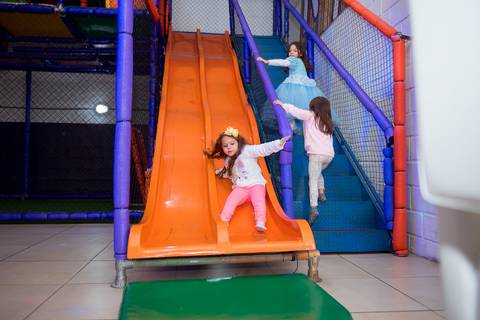 Smash the cake volta redonda barra mansa Fotografia Fotografo Festa Infantil 1 mamae papai ensaio aniversario  kifulia salao festa'
