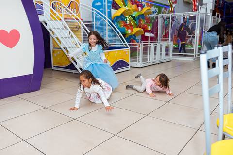 Smash the cake volta redonda barra mansa Fotografia Fotografo Festa Infantil 1 mamae papai ensaio aniversario  kifulia salao festa'