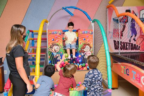 Smash the cake volta redonda barra mansa Fotografia Fotografo Festa Infantil 1 mamae papai ensaio aniversario  bebe tictac festa salao'