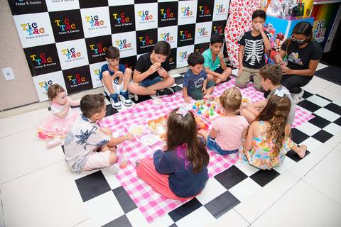 Smash the cake volta redonda barra mansa Fotografia Fotografo Festa Infantil 1 mamae papai ensaio aniversario  bebe tictac festa salao'