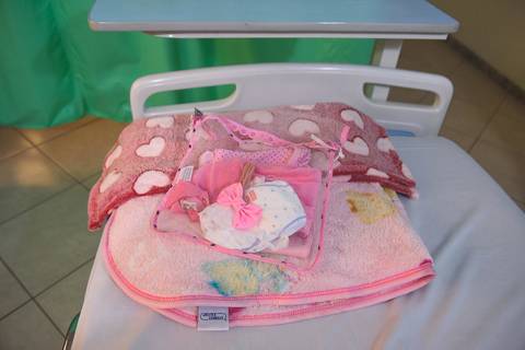 Smash the cake volta redonda barra mansa Fotografia Fotografo Festa Infantil 1 mamae papai ensaio aniversario  parto hospital '