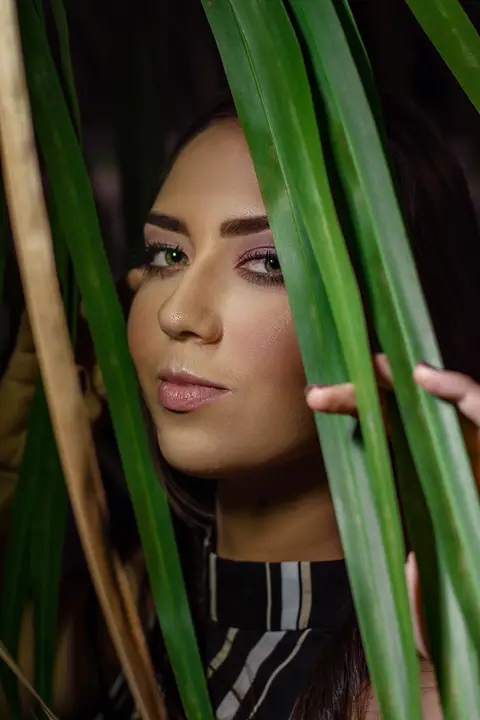 Olhos destacando sua beleza'