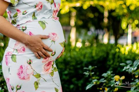 Ensaio, book Gestante da Andrea e Ricardo na Praça Duque de Caxias no Santa Efigênia em Belo Horizonte. A espera de Valentina'