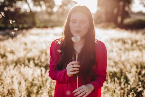 Ensaio feminino no campo '