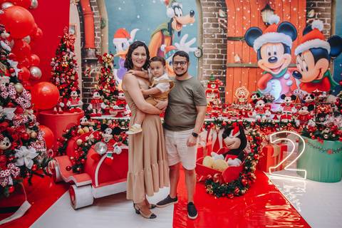 Festa infantil de 1 ano com tema natal do mickey'
