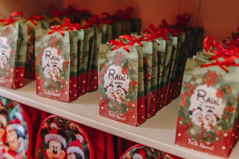 Festa infantil de 1 ano com tema natal do mickey'