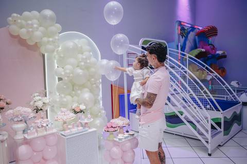 Aniversario de 1 ano com tema de perola'