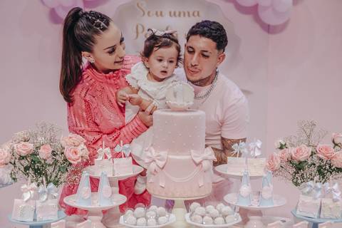 Aniversario de 1 ano com tema de perola'