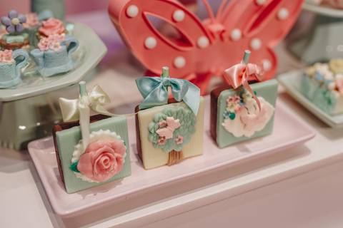 Aniversário de 7 anos com tema de jardim'