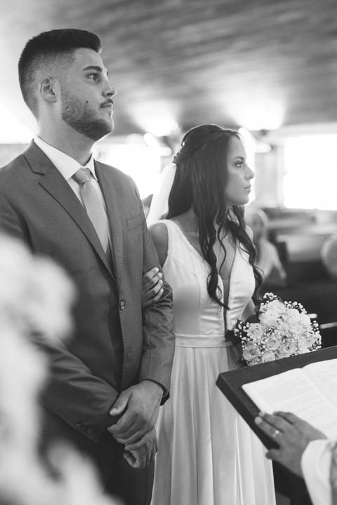 Micro wedding na igreja'