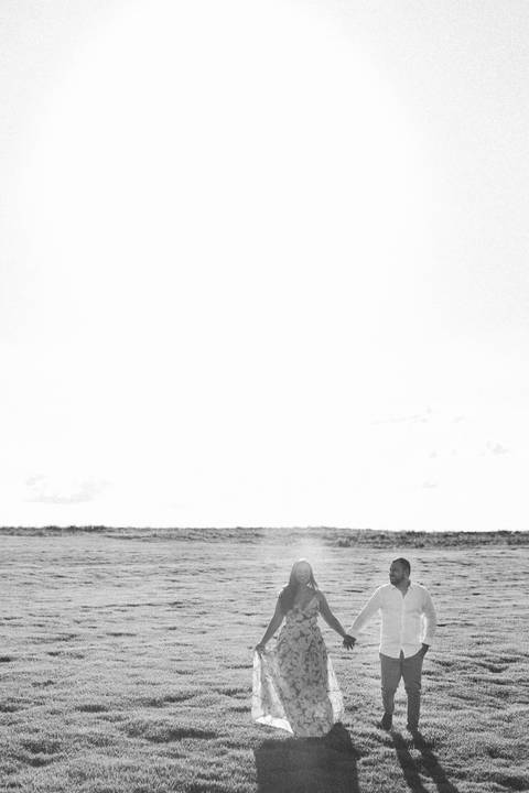 Ensaio de casal no campo '