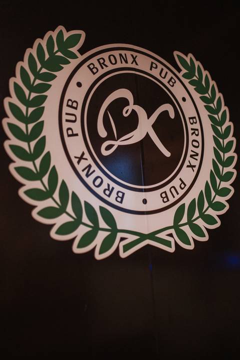 ensaio de casal no bar'