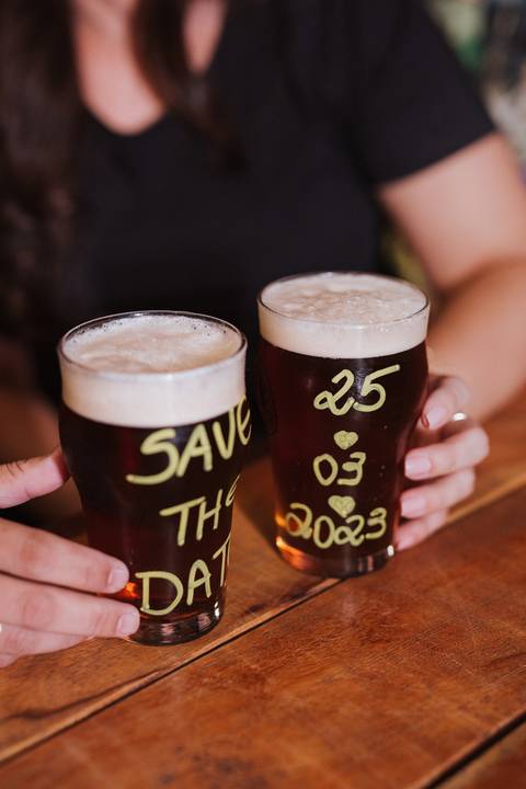 ensaio de casal no bar'