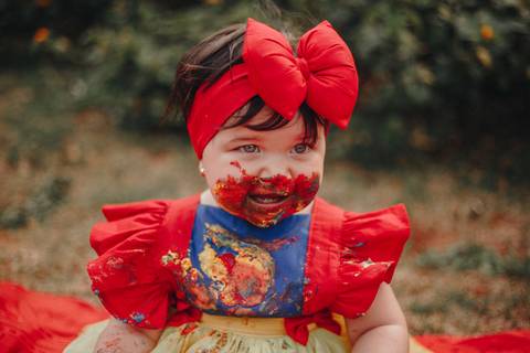 Smash Cake com tema da branca de neve'
