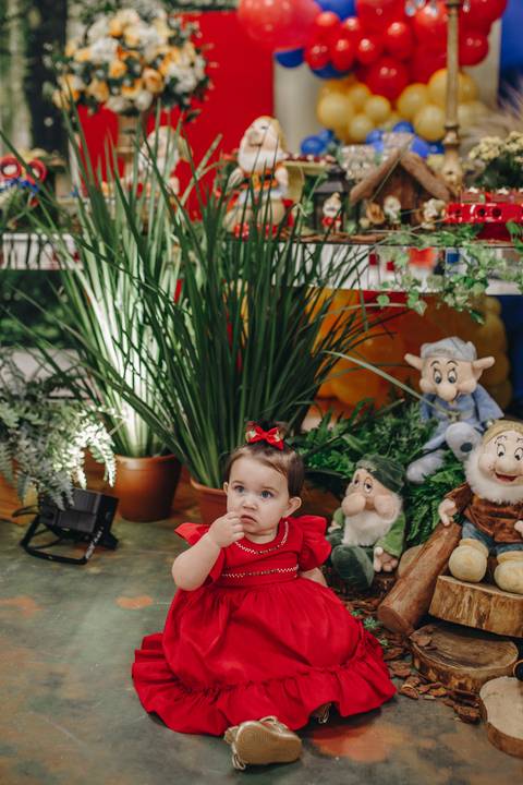 Aniversário de 1 ano com tema de branca de neve'