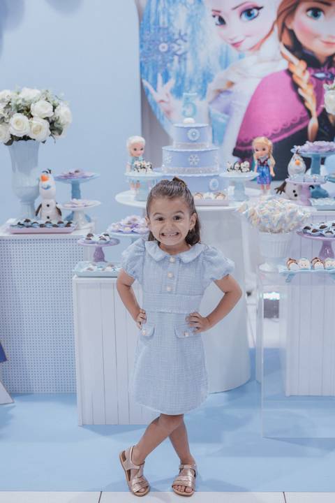 Aniversário de 5 anos com tema de frozen'