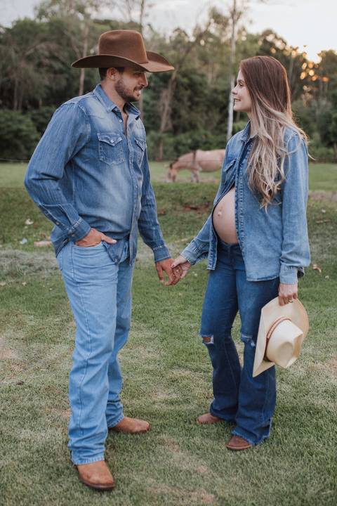 Ensaio de gestante country'