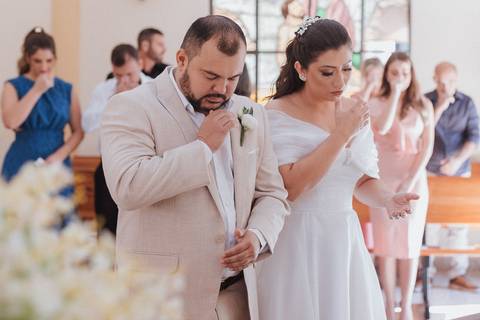  Cerimonia intimista na igreja '