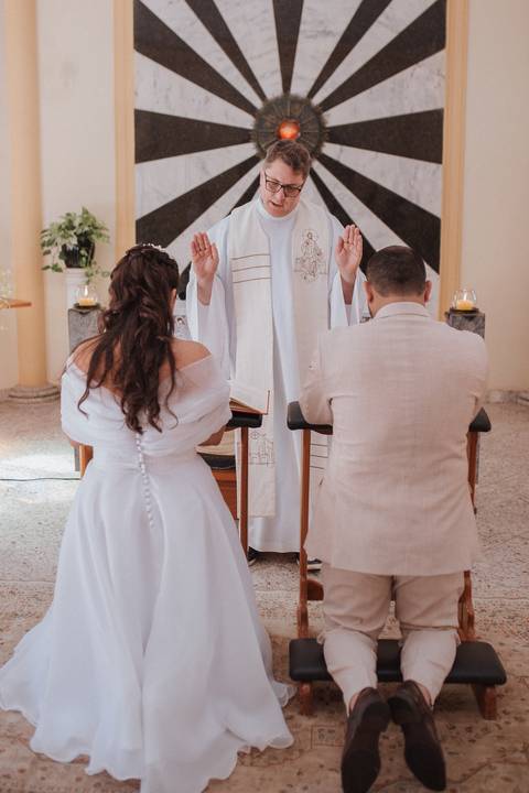 benção ao noivos em casamento'