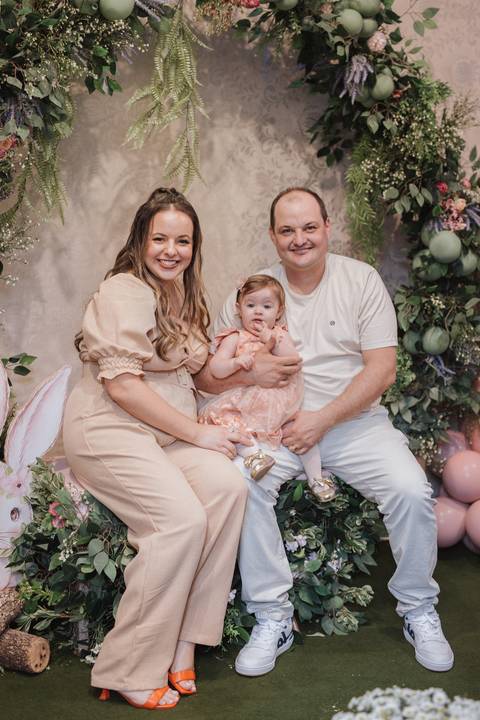 Aniversário de um ano com o tema de bosque encantado'