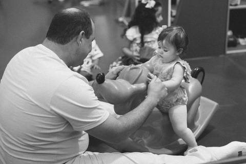 Aniversário de um ano com o tema de bosque encantado'