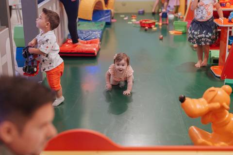 Aniversário de um ano com o tema de bosque encantado'