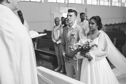 casamento minimalista na igreja'