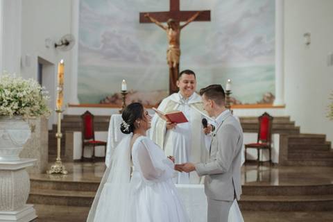 casamento minimalista na igreja'