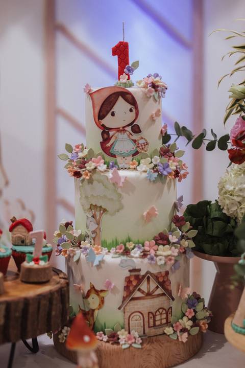 Aniversário infantil com tema da chapeuzinho vermelho'