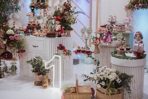 Aniversário infantil com tema da chapeuzinho vermelho'