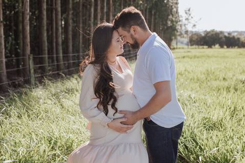 Ensaio de gestante no campo '