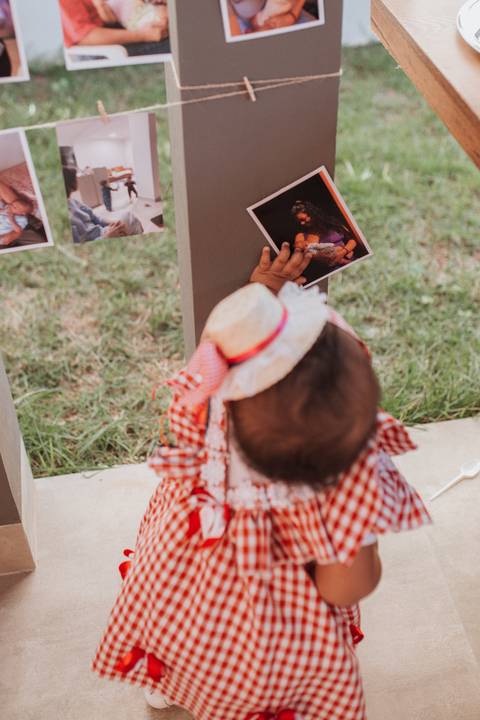 Aniversário infantil com tema de festa junina'