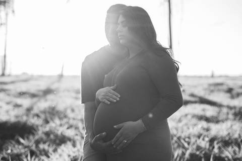 Ensaio de gestante no campo '