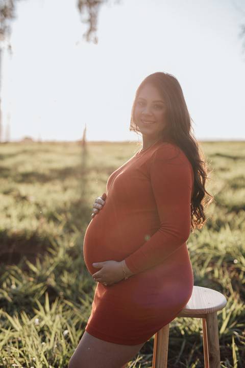 Ensaio de gestante no campo '