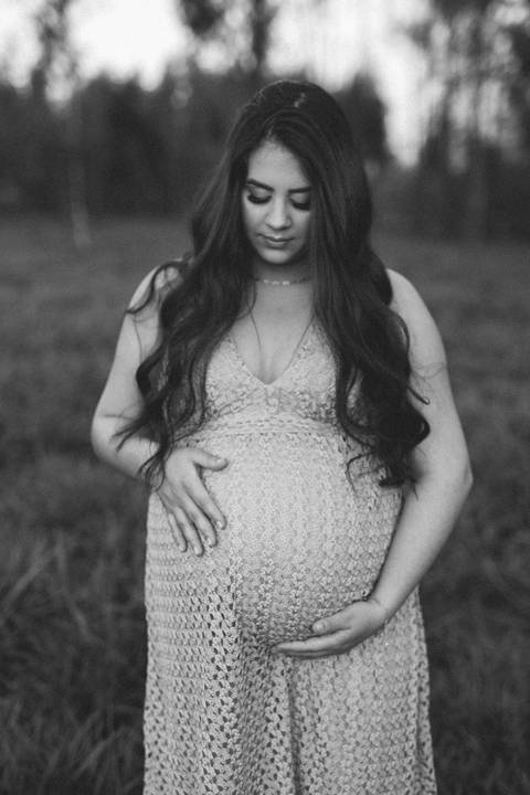 Ensaio de gestante no campo '