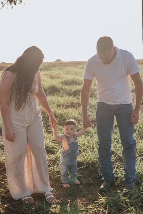 Ensaio em família no campo'