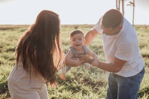 Ensaio em família no campo'