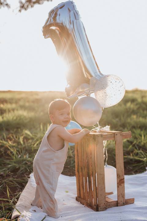 ensaio infantil no campo '