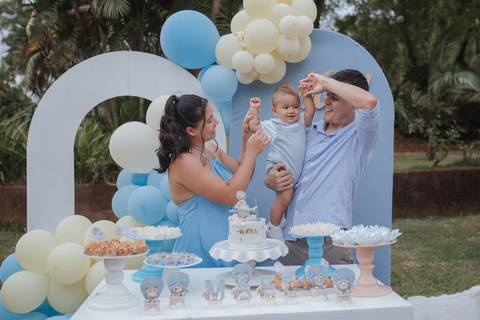 Aniversário infantil com tema do ursinho aviador'